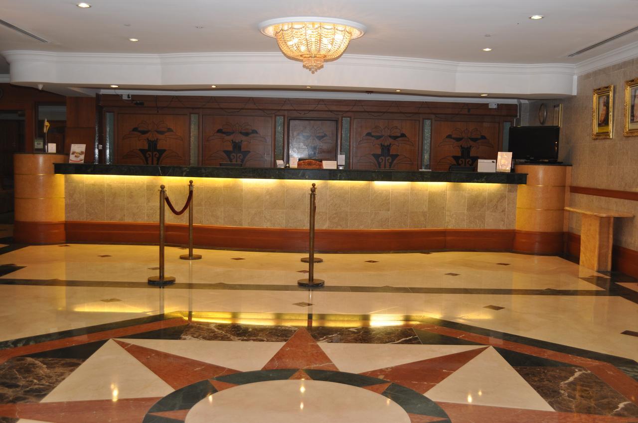 Mulia Hotel Bandar Seri Begawan Ngoại thất bức ảnh