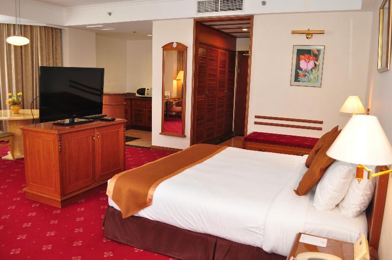 Mulia Hotel Bandar Seri Begawan Ngoại thất bức ảnh
